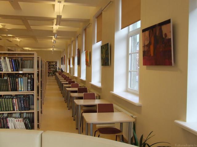 Daugavpils valstspilsētas pašvaldības iestāde "Latgales Centrālā bibliotēka"